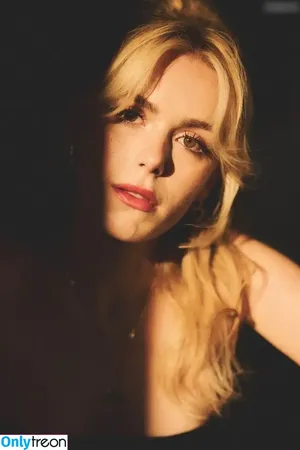 Kiernan Shipka / AdventuresSabrina / kiernanshipka nude photo #2071