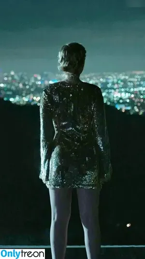 Kiernan Shipka / AdventuresSabrina / kiernanshipka nude photo #2098