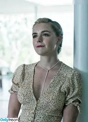 Kiernan Shipka / AdventuresSabrina / kiernanshipka nude photo #2101