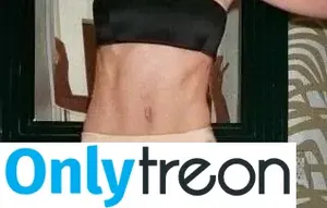 Kiernan Shipka / AdventuresSabrina / kiernanshipka nude photo #2214