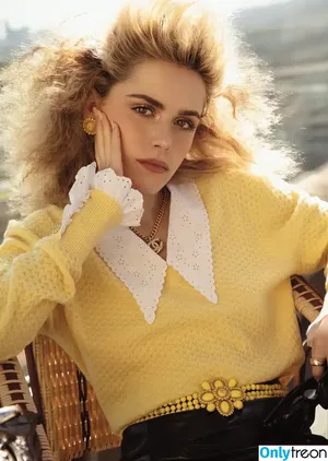 Kiernan Shipka / AdventuresSabrina / kiernanshipka nude photo #2273