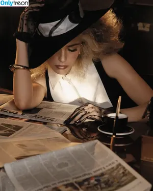 Kiernan Shipka / AdventuresSabrina / kiernanshipka nude photo #2276