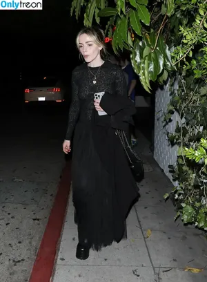 Kiernan Shipka / AdventuresSabrina / kiernanshipka nude photo #2284