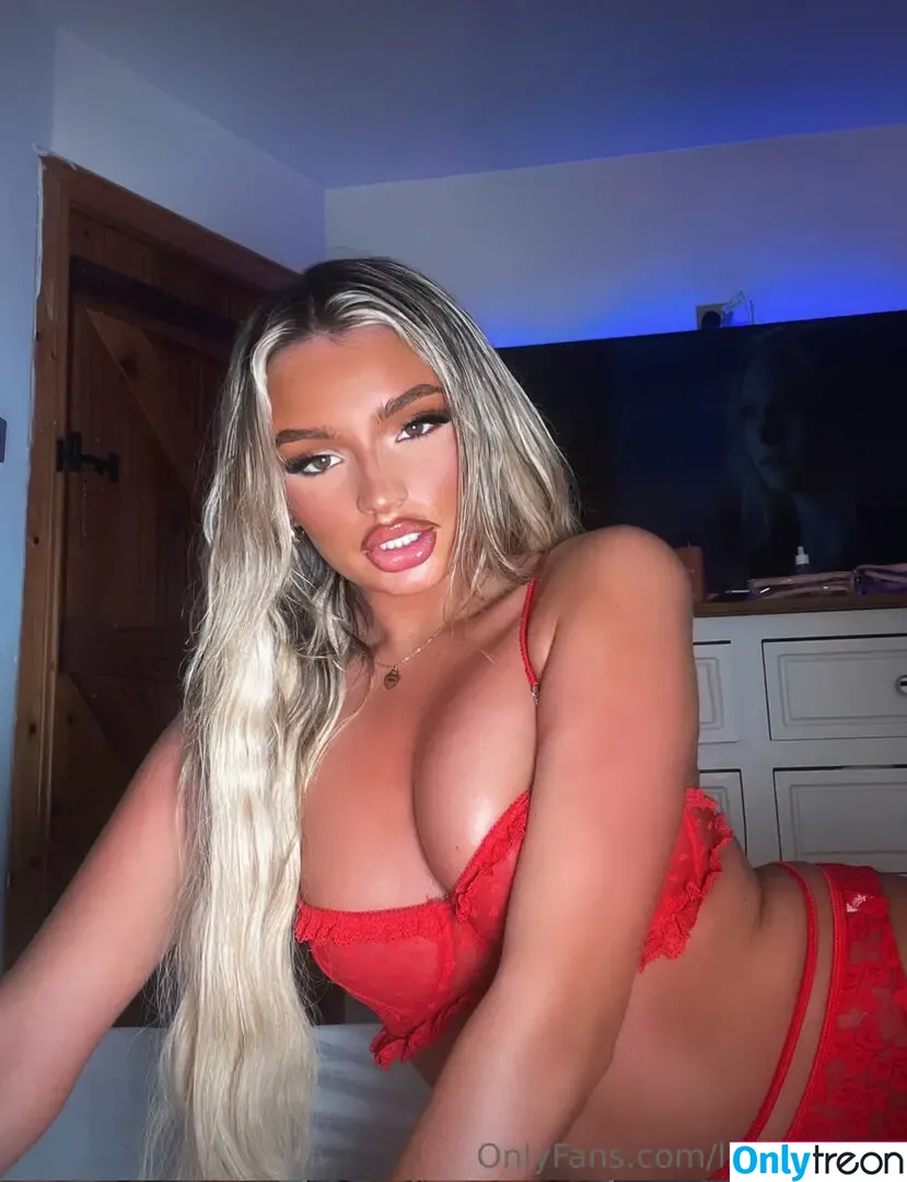 Kiersha Mckenna nude photo #0025 (Lilblondette / kiershamckenna_)