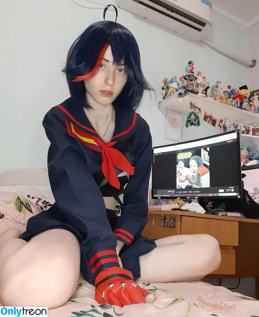 Kiki Glitter Cosplay nude photo #0020 (KikiGlitterCos / kiki_glitter_cosplay / kikifitcosplay)