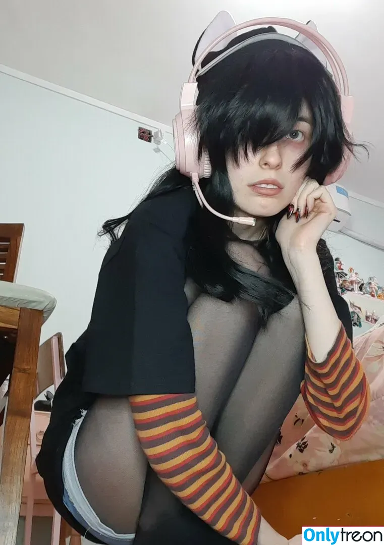 Kiki Glitter Cosplay nude photo #0033 (KikiGlitterCos / kiki_glitter_cosplay / kikifitcosplay)