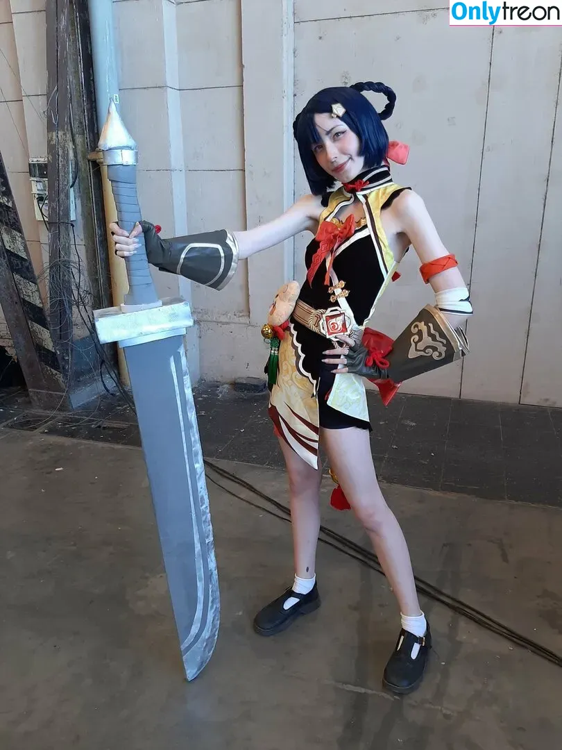 Kiki Glitter Cosplay nude photo #0049 (KikiGlitterCos / kiki_glitter_cosplay / kikifitcosplay)