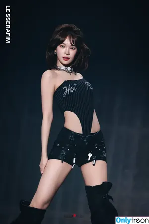 Kim Chaewon / _chaechae_1 / 김채원 Le Sserafim nude photo #0382