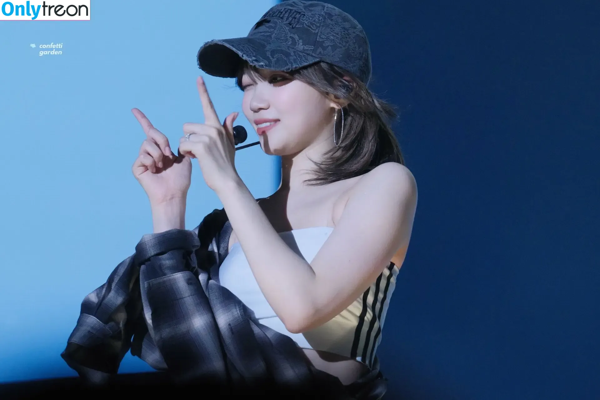 Kim Chaewon nude photo #0302 (_chaechae_1 / 김채원 Le Sserafim)