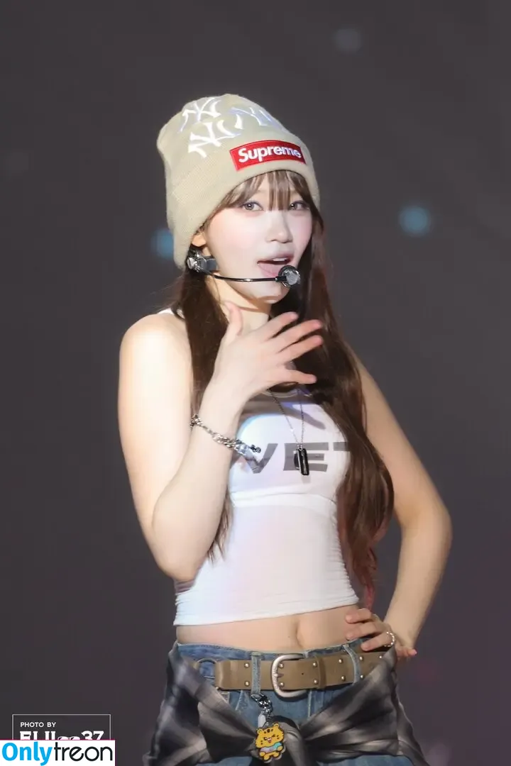 Kim Chaewon nude photo #0322 (_chaechae_1 / 김채원 Le Sserafim)