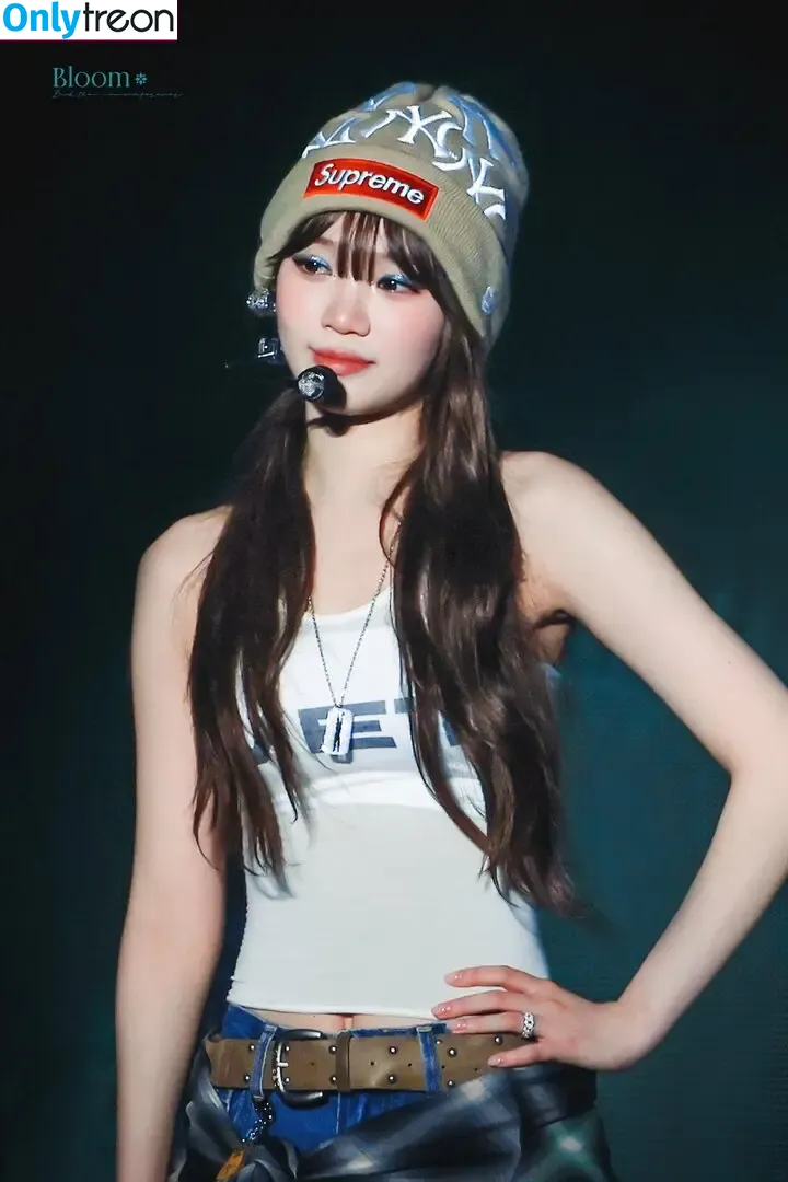 Kim Chaewon nude photo #0324 (_chaechae_1 / 김채원 Le Sserafim)