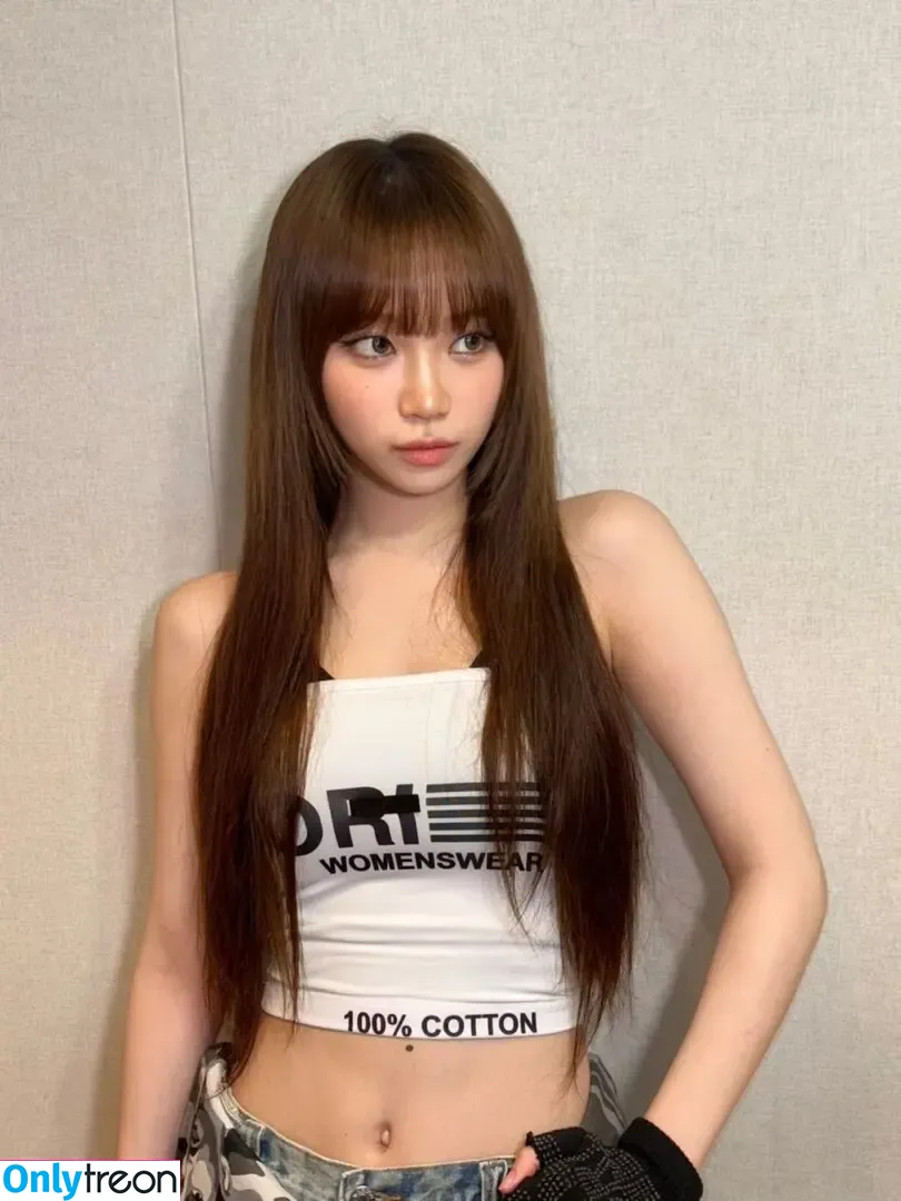 Kim Chaewon nude photo #0381 (_chaechae_1 / 김채원 Le Sserafim)