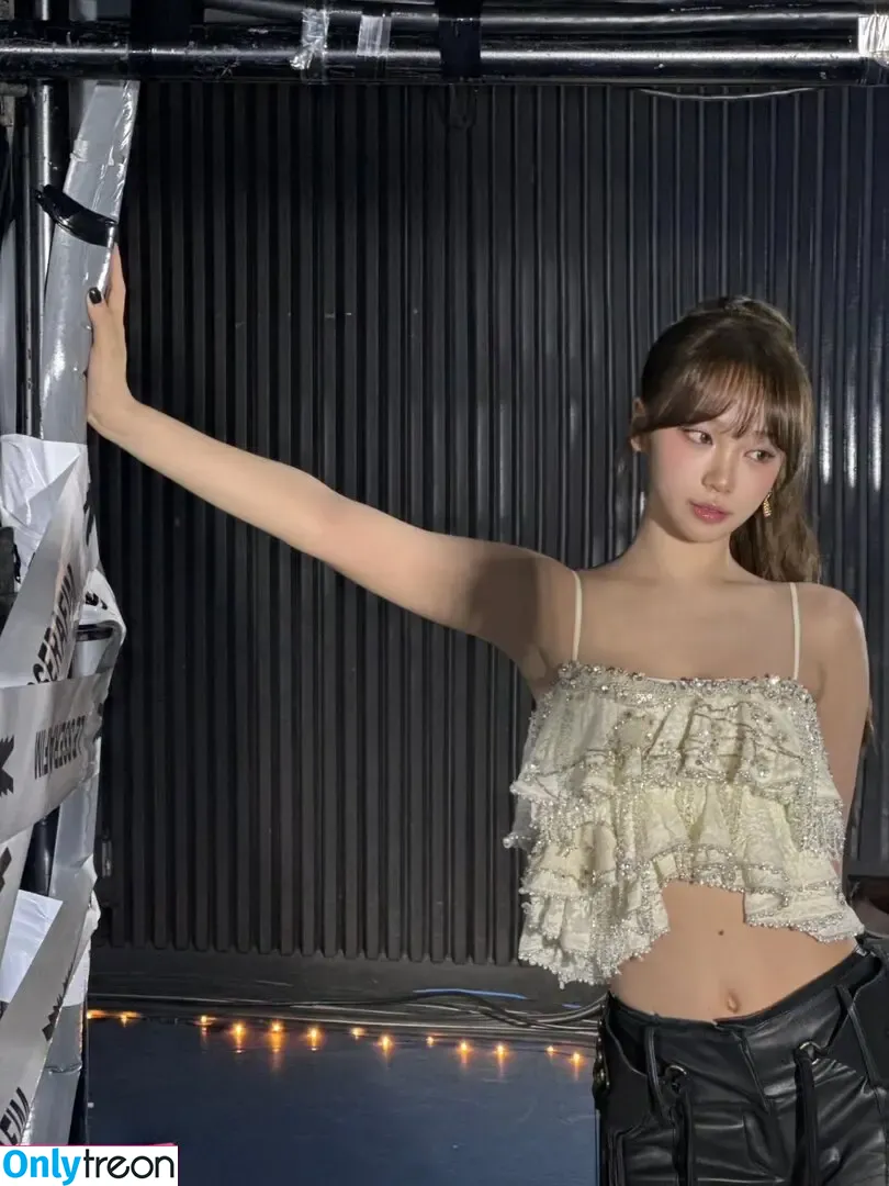 Kim Chaewon nude photo #0400 (_chaechae_1 / 김채원 Le Sserafim)