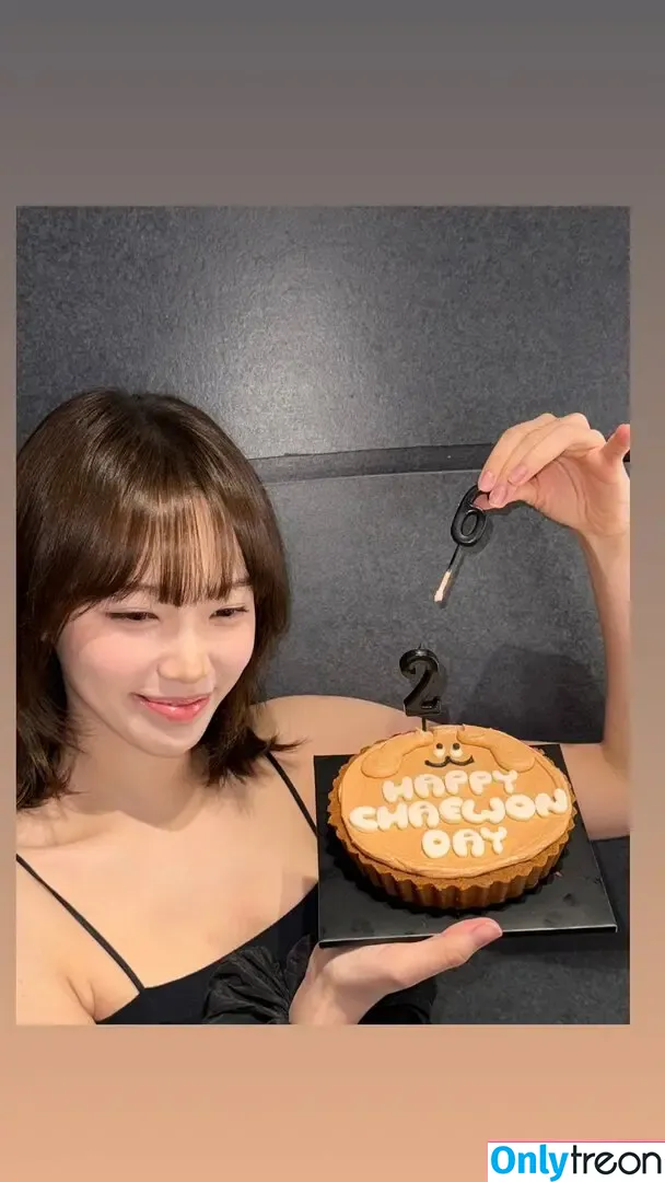 Kim Chaewon nude photo #0462 (_chaechae_1 / 김채원 Le Sserafim)