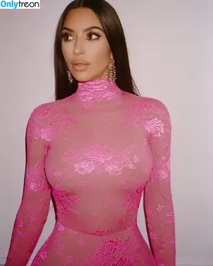 Kim Kardashian / KimKardashian / kim_kardashian nude photo #2876
