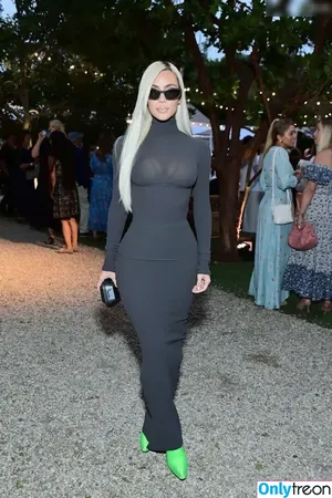 Kim Kardashian / KimKardashian / kim_kardashian nude photo #2888