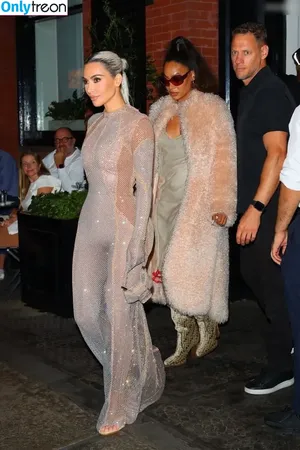 Kim Kardashian / KimKardashian / kim_kardashian nude photo #2910