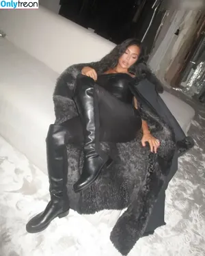 Kim Kardashian / KimKardashian / kim_kardashian nude photo #2931