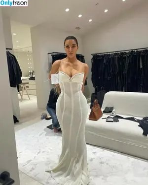 Kim Kardashian / KimKardashian / kim_kardashian nude photo #2949