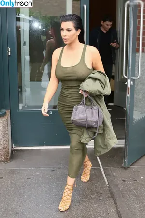 Kim Kardashian / KimKardashian / kim_kardashian nude photo #3041