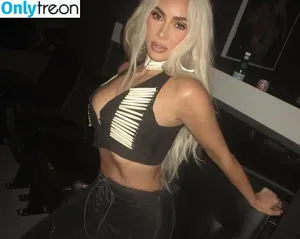 Kim Kardashian / KimKardashian / kim_kardashian nude photo #3102