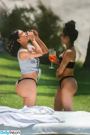 Kim Kardashian / KimKardashian / kim_kardashian nude photo #3122
