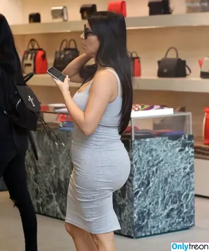 Kim Kardashian / KimKardashian / kim_kardashian nude photo #3131