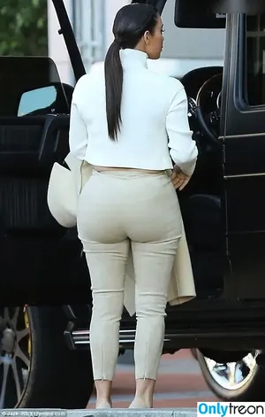 Kim Kardashian / KimKardashian / kim_kardashian nude photo #3136
