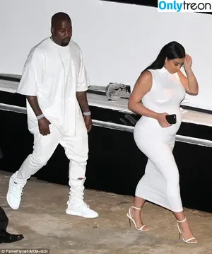 Kim Kardashian / KimKardashian / kim_kardashian nude photo #3148