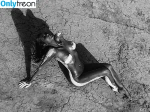 Kim Kardashian / KimKardashian / kim_kardashian nude photo #3228