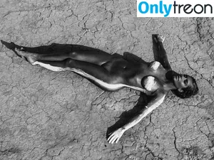 Kim Kardashian / KimKardashian / kim_kardashian nude photo #3229