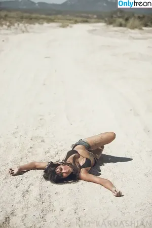 Kim Kardashian / KimKardashian / kim_kardashian nude photo #3255