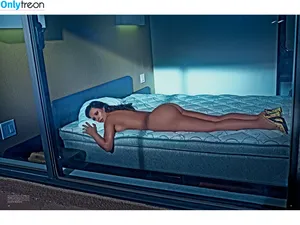 Kim Kardashian / KimKardashian / kim_kardashian nude photo #3276