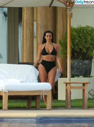 Kim Kardashian / KimKardashian / kim_kardashian nude photo #3322
