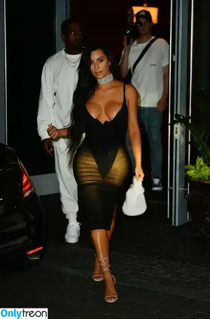 Kim Kardashian / KimKardashian / kim_kardashian nude photo #3356