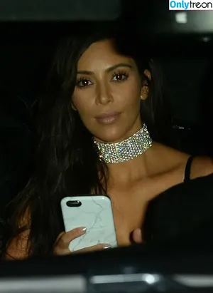 Kim Kardashian / KimKardashian / kim_kardashian nude photo #3378