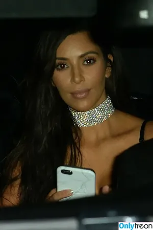 Kim Kardashian / KimKardashian / kim_kardashian nude photo #3379