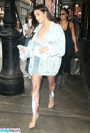 Kim Kardashian / KimKardashian / kim_kardashian nude photo #3445