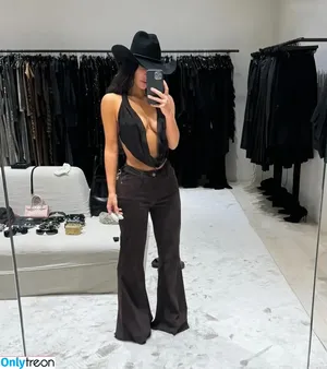 Kim Kardashian / KimKardashian / kim_kardashian nude photo #3517