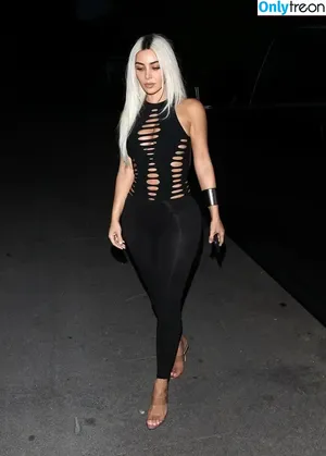 Kim Kardashian / KimKardashian / kim_kardashian nude photo #3537