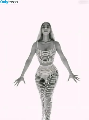 Kim Kardashian / KimKardashian / kim_kardashian nude photo #3554