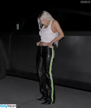 Kim Kardashian / KimKardashian / kim_kardashian nude photo #3571