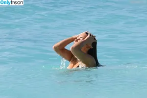 Kim Kardashian / KimKardashian / kim_kardashian nude photo #3632