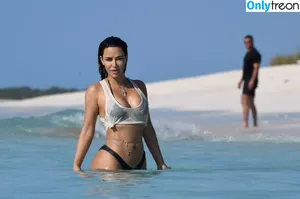 Kim Kardashian / KimKardashian / kim_kardashian nude photo #3677