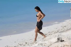 Kim Kardashian / KimKardashian / kim_kardashian nude photo #3687