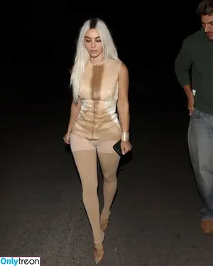 Kim Kardashian / KimKardashian / kim_kardashian nude photo #3728
