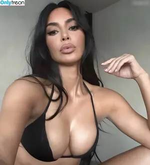 Kim Kardashian / KimKardashian / kim_kardashian nude photo #3738