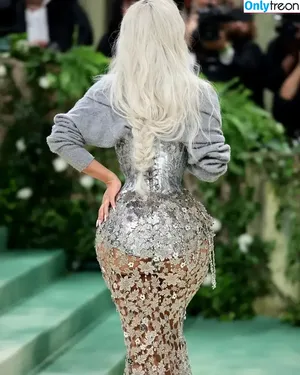 Kim Kardashian / KimKardashian / kim_kardashian nude photo #3756