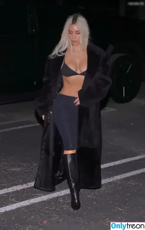 Kim Kardashian / KimKardashian / kim_kardashian nude photo #3777