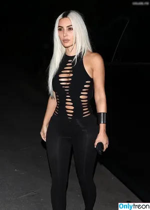 Kim Kardashian / KimKardashian / kim_kardashian nude photo #3816